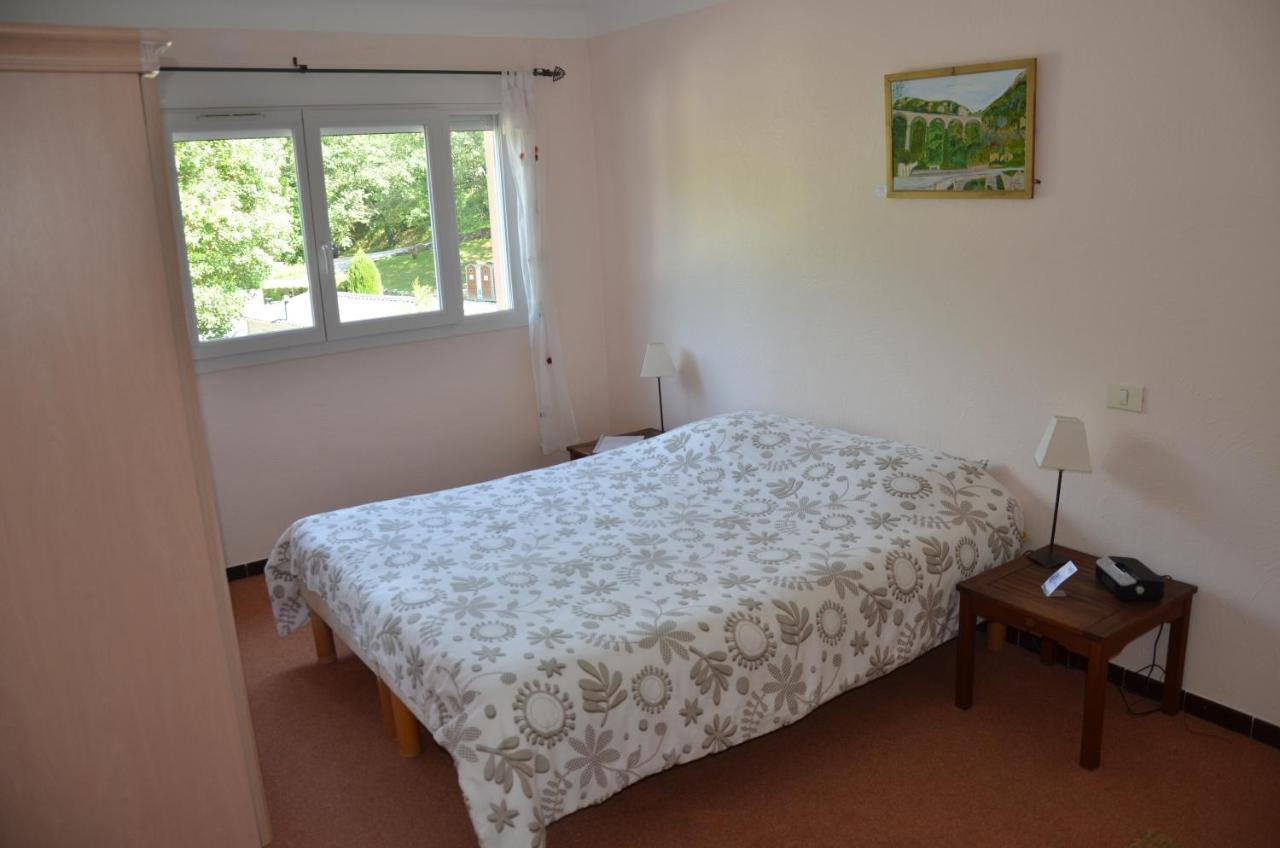 Les Rives Du Loup Hotel ตูร์เรสส์-ซัวร์-ลูป ห้อง รูปภาพ